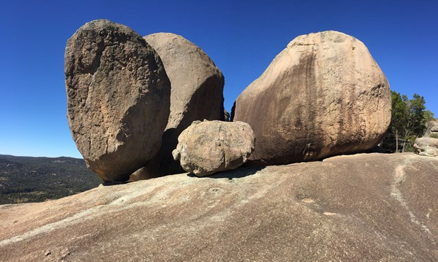 The Pyramid - Aussie Bushwalking